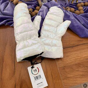 NOIZE SOLD OUT OPAL GLOVES